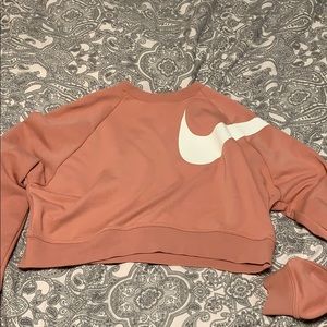 Cropped pink Nike crew neck